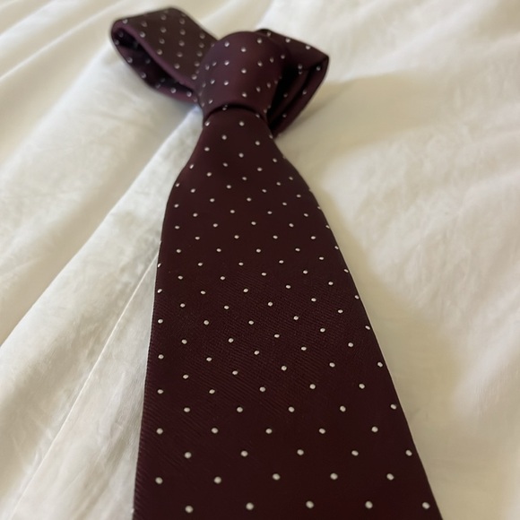 Burberry Tie - Picture 4 of 4
